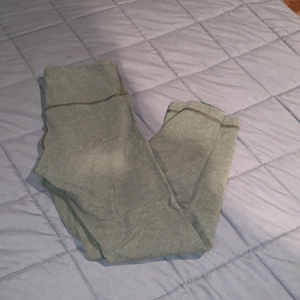 Green lulu leggings size 4